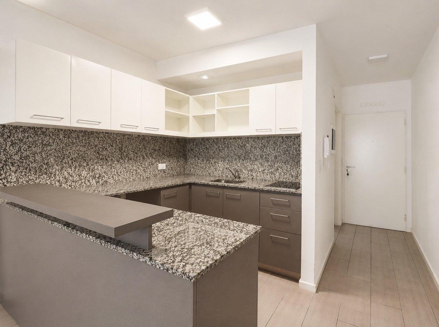Foto de Departamento Monoambiente con balcon en Almagro, imagen 1