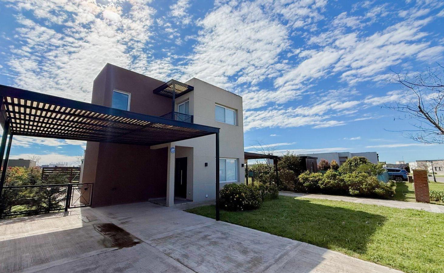 Foto de VENTA CASA 4AMB, PILETA, DOBLE LOTE, SAN RAMON PILAR DEL ESTE, PILAR, imagen 2