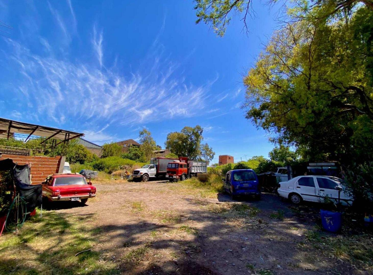 Foto de VENTA LOTES en MONTE CHINGOLO LANUS ZONA SUR 2338m2 DE TERRENO, imagen 2
