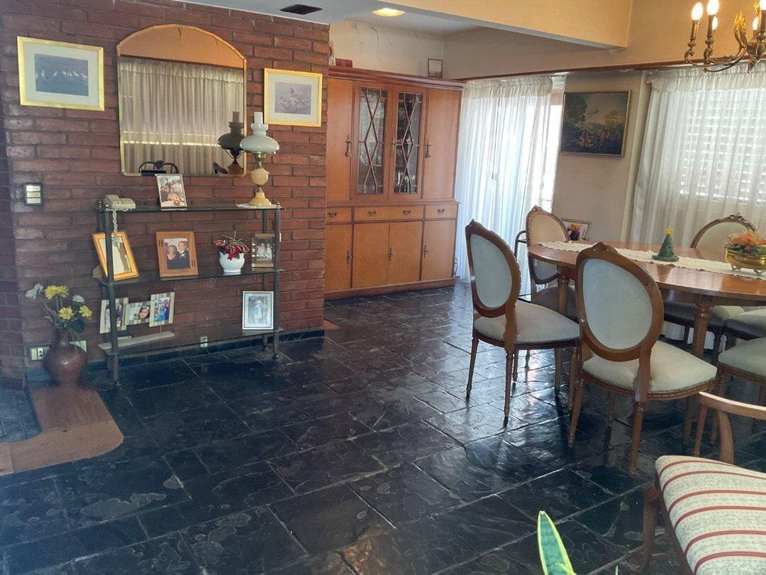 Foto de VENTA | SEMIPISO | 4 AMBIENTES | 2 BALCONES | COCHERA | PILETA | FLORIDA, imagen 1