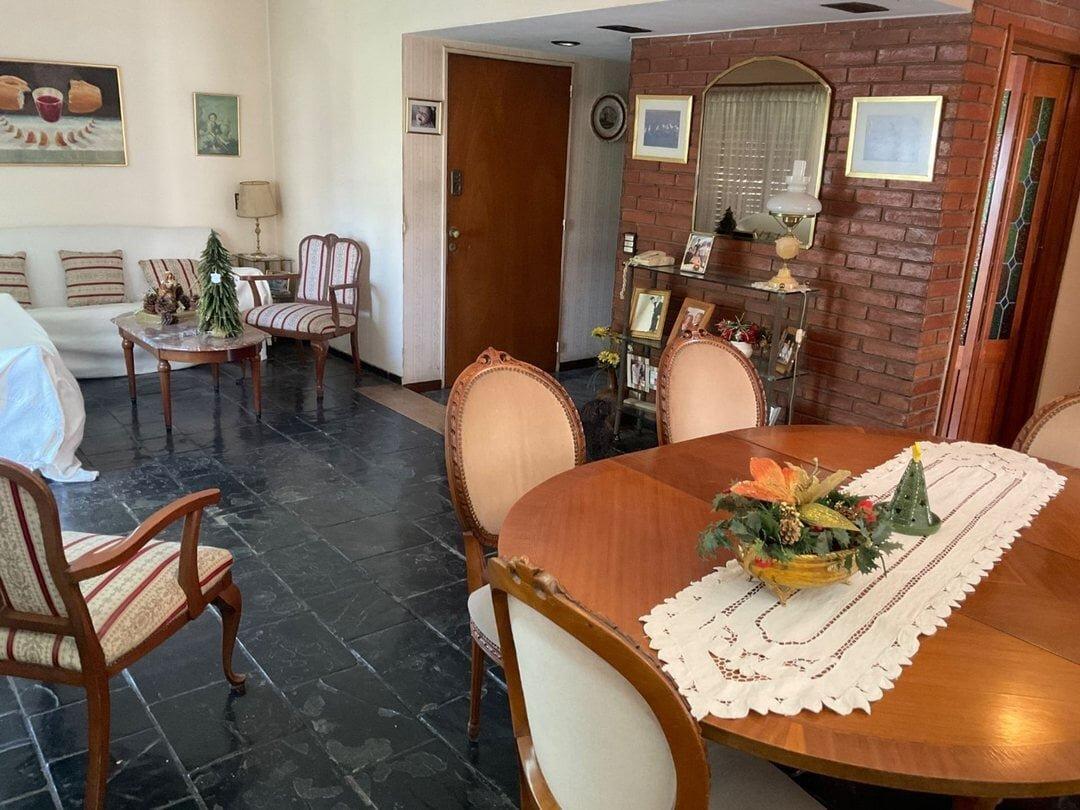 Foto de VENTA | SEMIPISO | 4 AMBIENTES | 2 BALCONES | COCHERA | PILETA | FLORIDA, imagen 4