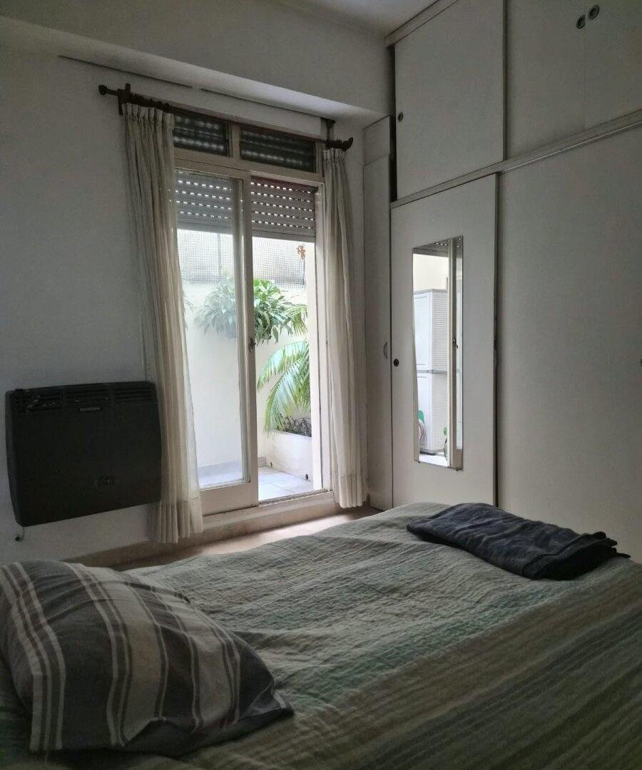 Foto de Venta departamento PB 2 ambientes con patio, imagen 2