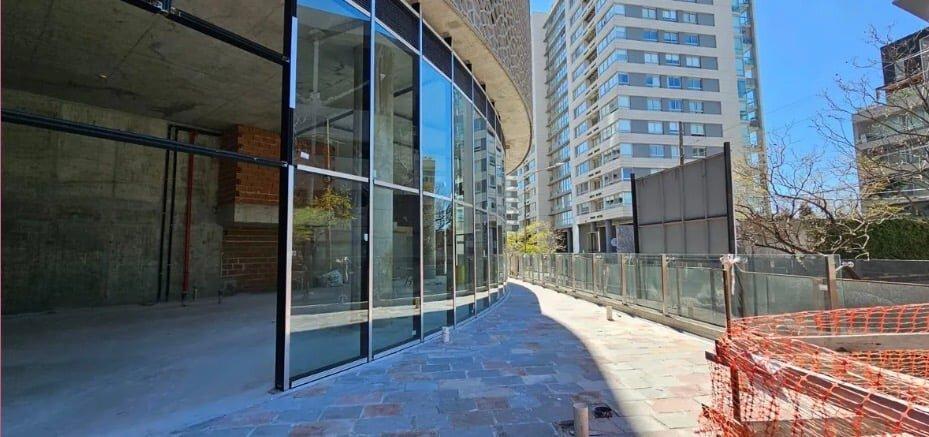 Foto de ALQUILER LOCAL COMERCIAL GASTRONÓMICO INFINITY TOWERS, imagen 2