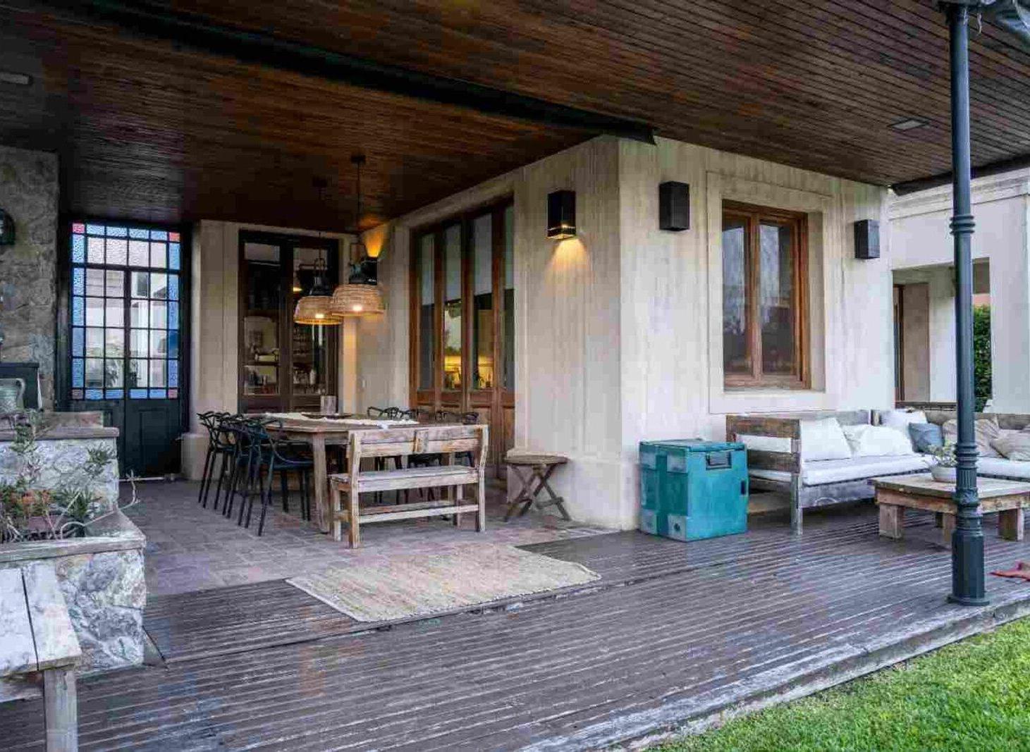 Foto de CASA VENTA 8 AMB SANTA BARBARA A L LAGUNA, imagen 3
