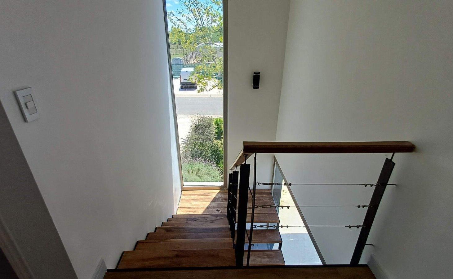 Foto de Venta casa en San Sebastián a la laguna con casa de huespedes AMOBLADA, imagen 4