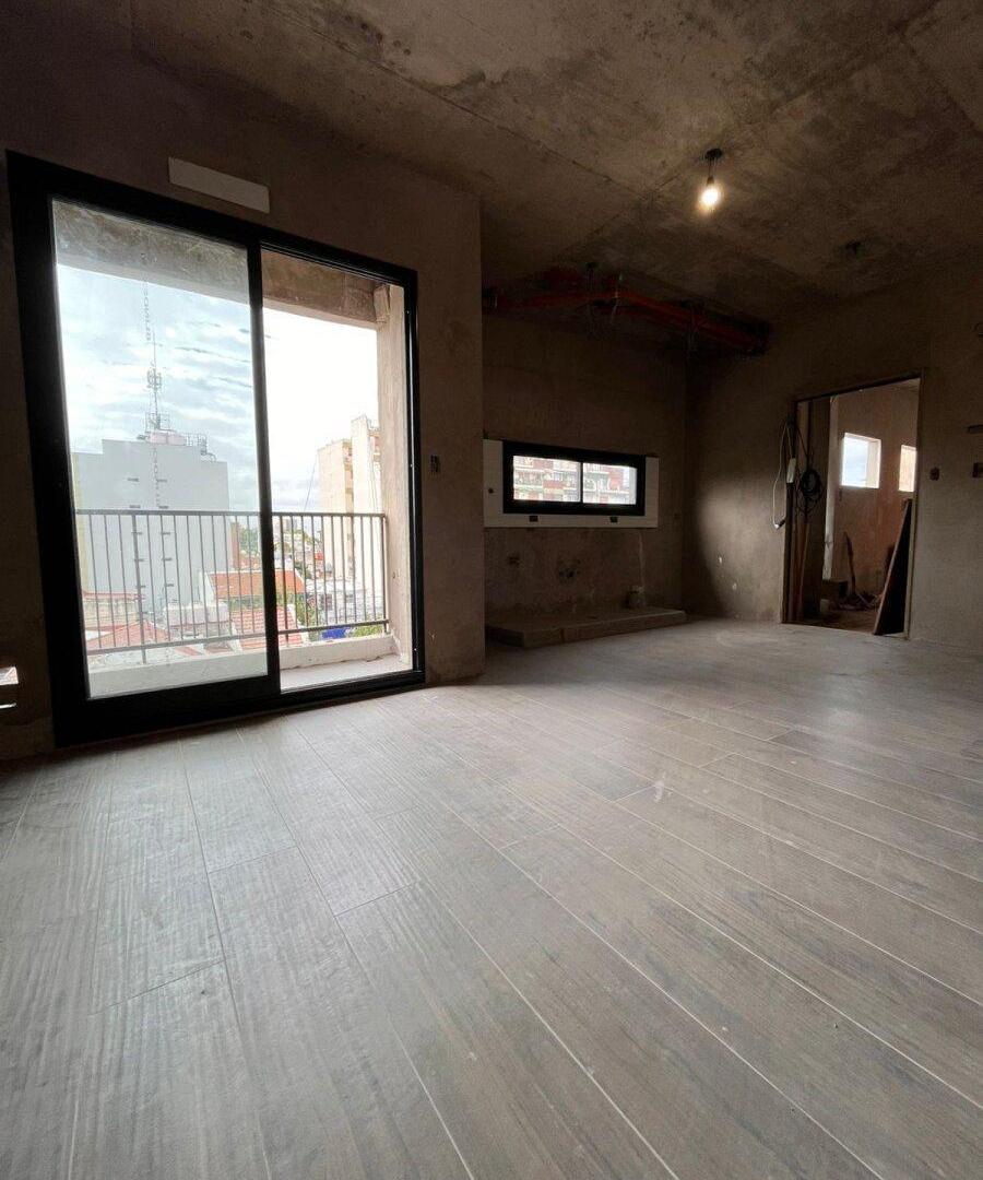 Foto de VENTA DEPTO 2 AMBIENTES 45M2 C/BALCÓN LATERAL EN MONTE CASTRO, imagen 4