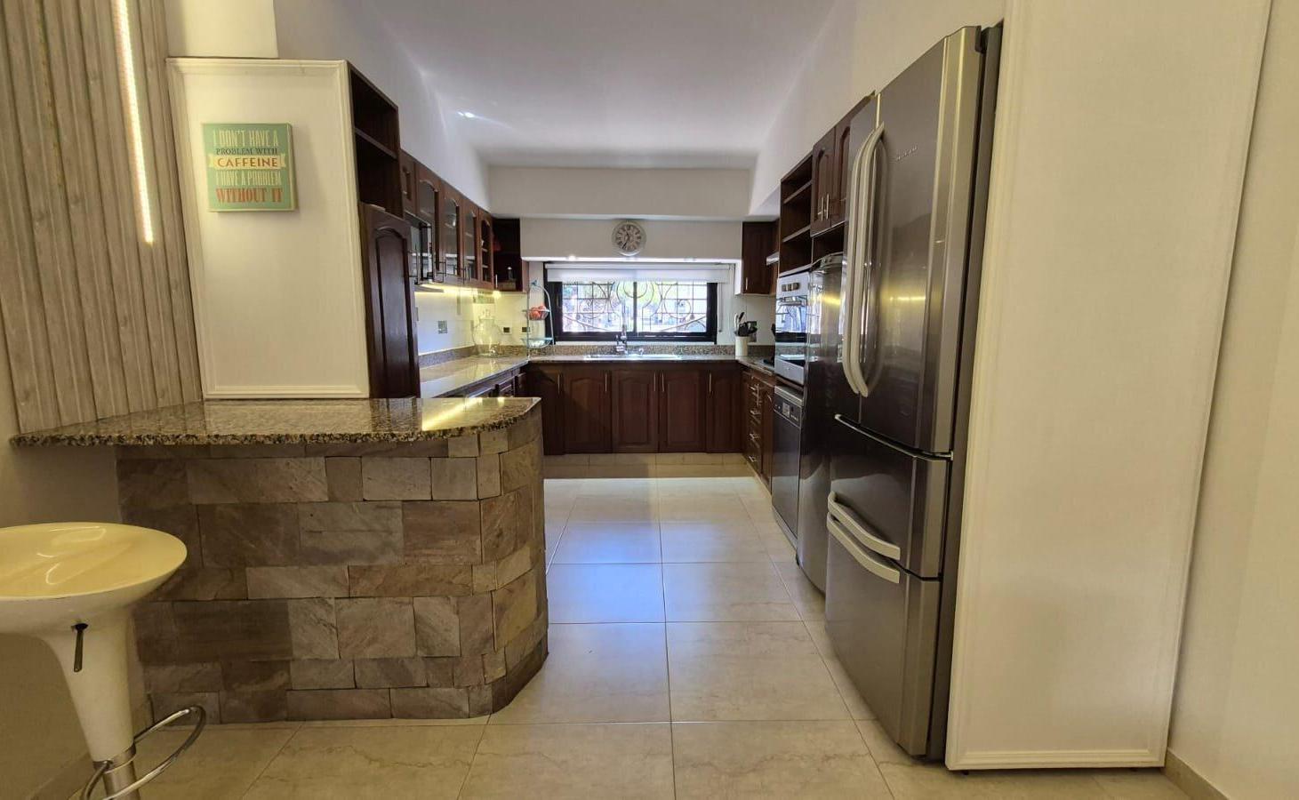 Foto de Venta Casa Villa Sarmiento 7 ambientes Patio/Terraza/Cochera (zona, imagen 4