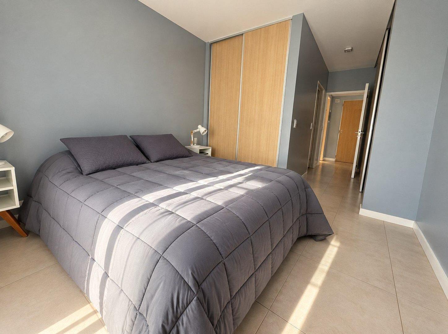 Foto de VENTA 2 AMBIENTES BALCÓN | SUITE + TOILETTE | COCHERA Y BAULERA 60 M2, imagen 1