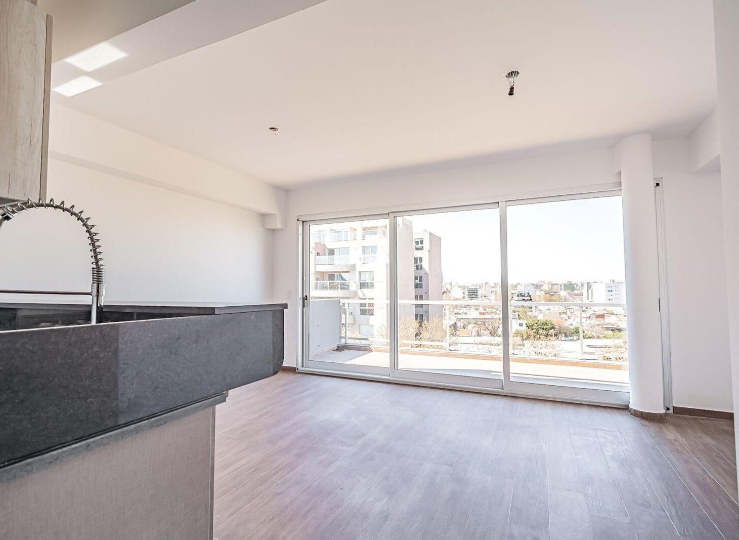 Foto de VENTA 3 AMB CON BALCON TERRAZA A ESTRENAR EN BOEDO, imagen 2