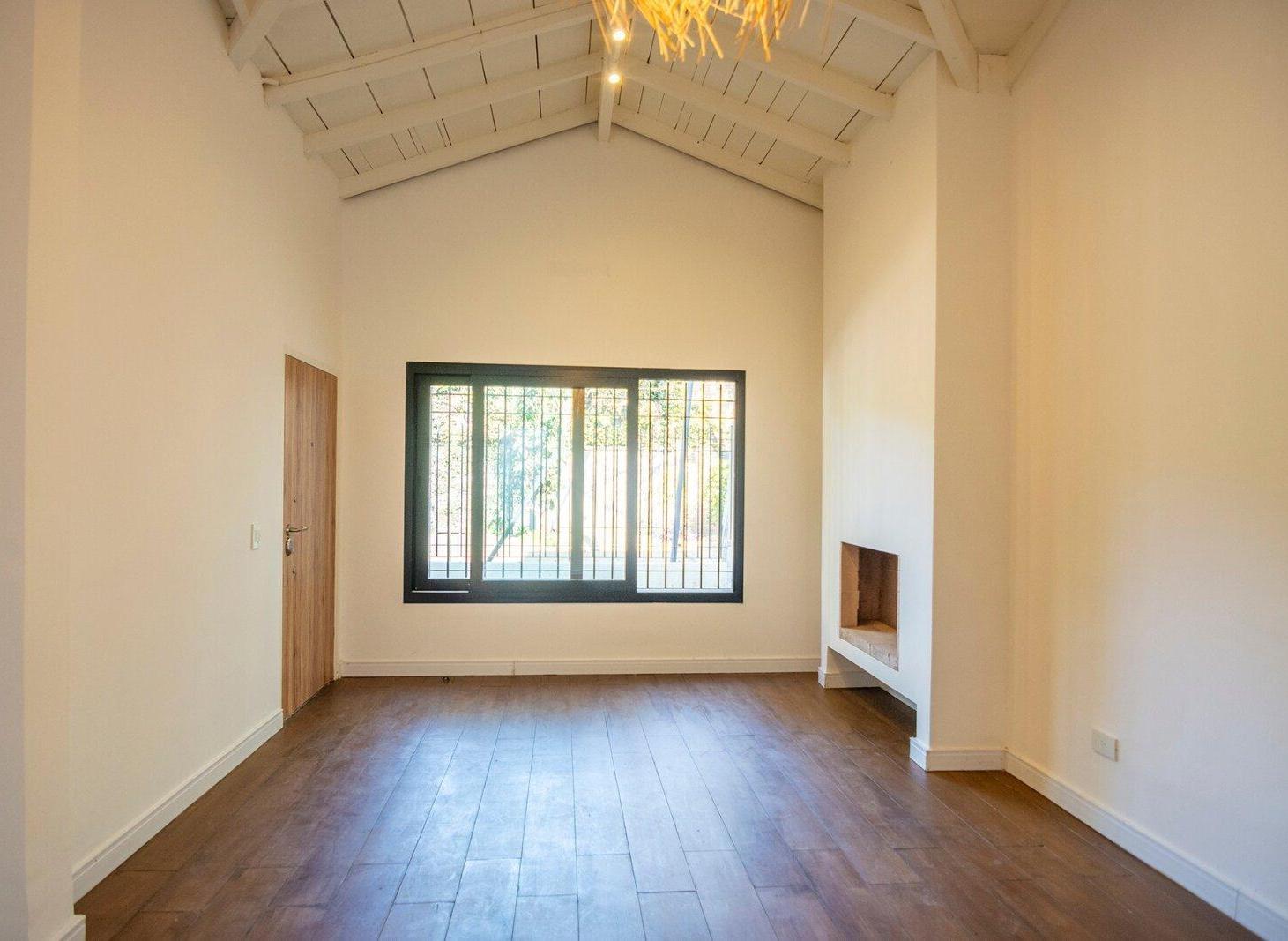 Foto de Venta Excelente Casa Reciclada 5 amb c/jardín/parrilla/patio/cochera, imagen 5