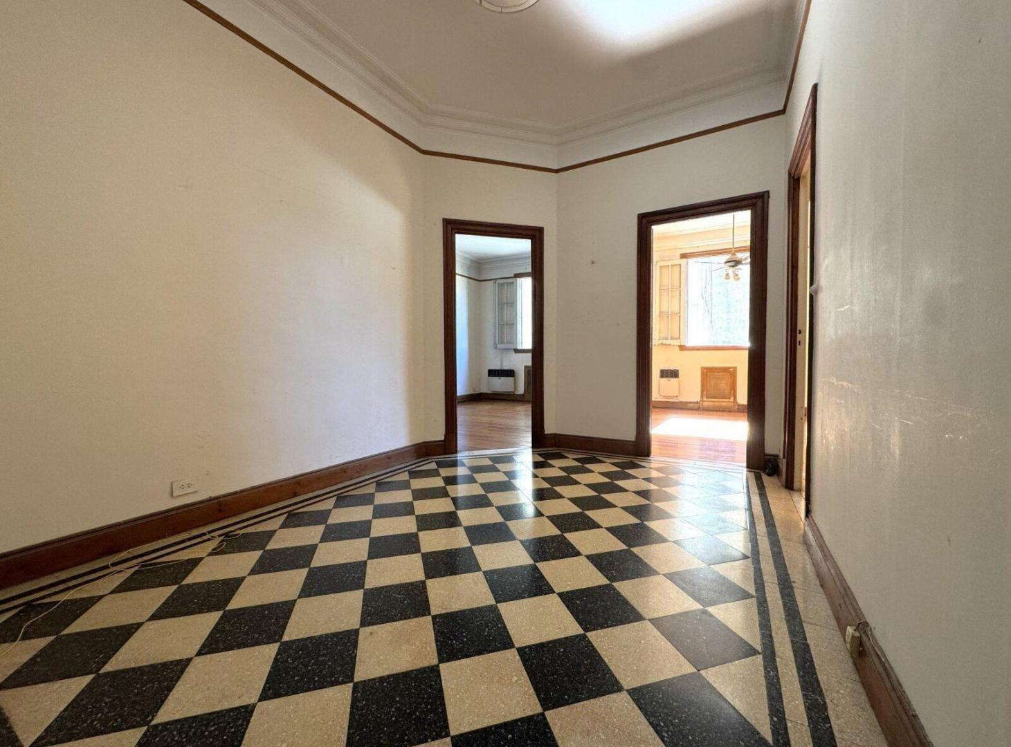 Foto de Venta Depto. Semipiso 4 Amb c/Dependencia - Flores, imagen 3