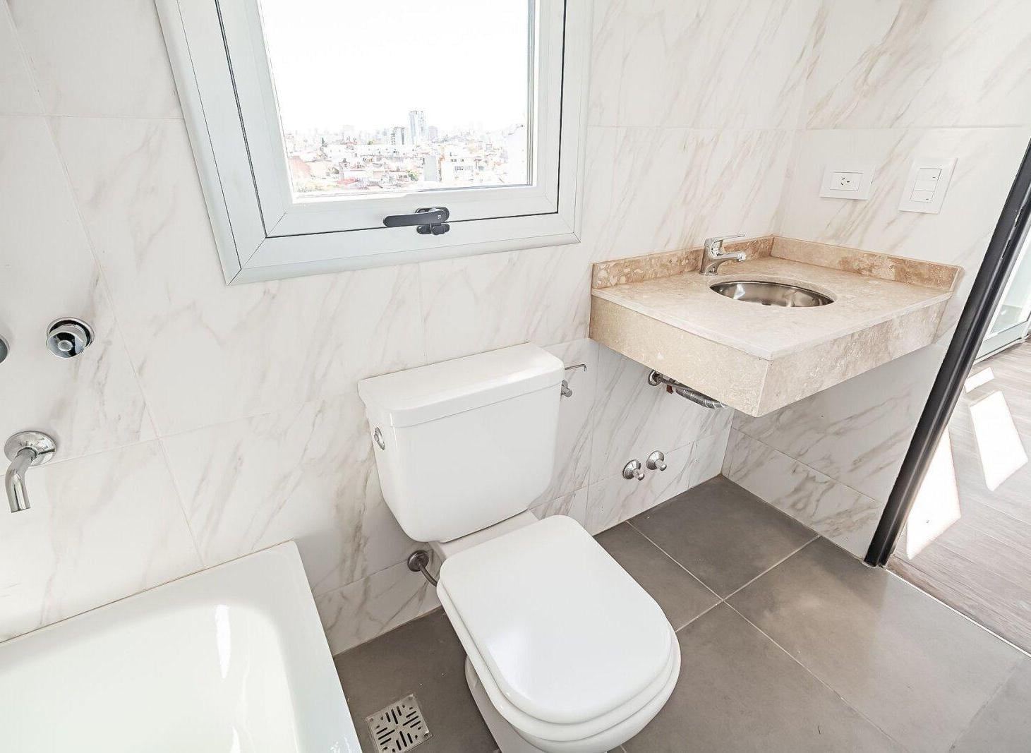 Foto de VENTA 2 AMB CON BALCON TERRAZA A ESTRENAR EN BOEDO, imagen 1
