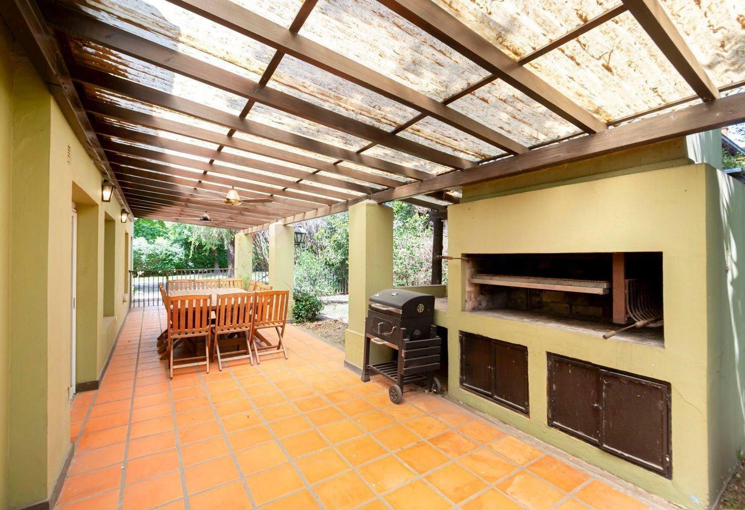 Foto de Venta Casa Barrio el Portillo Piscina Chimenea, imagen 5