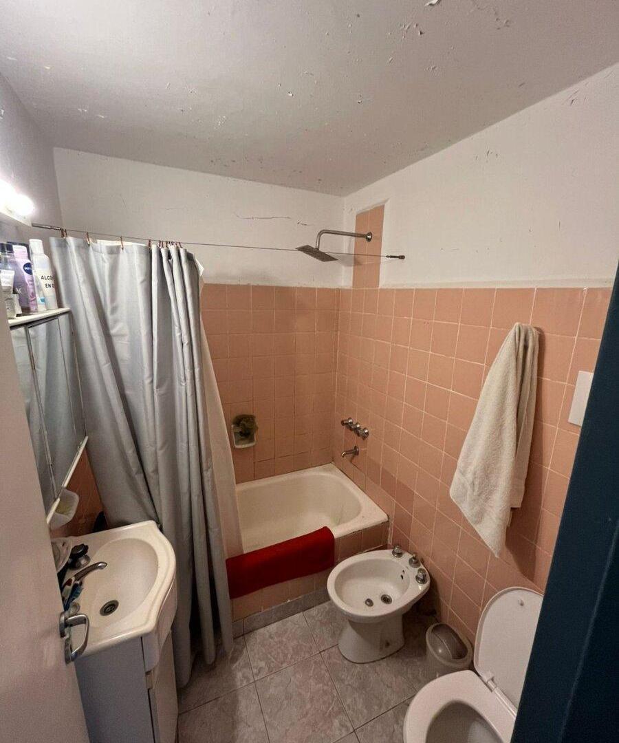 Foto de VENTA V.ORTUZAR 3 AMB LUMINOSO CON BALCON CERRADO Y LAVADERO, imagen 5