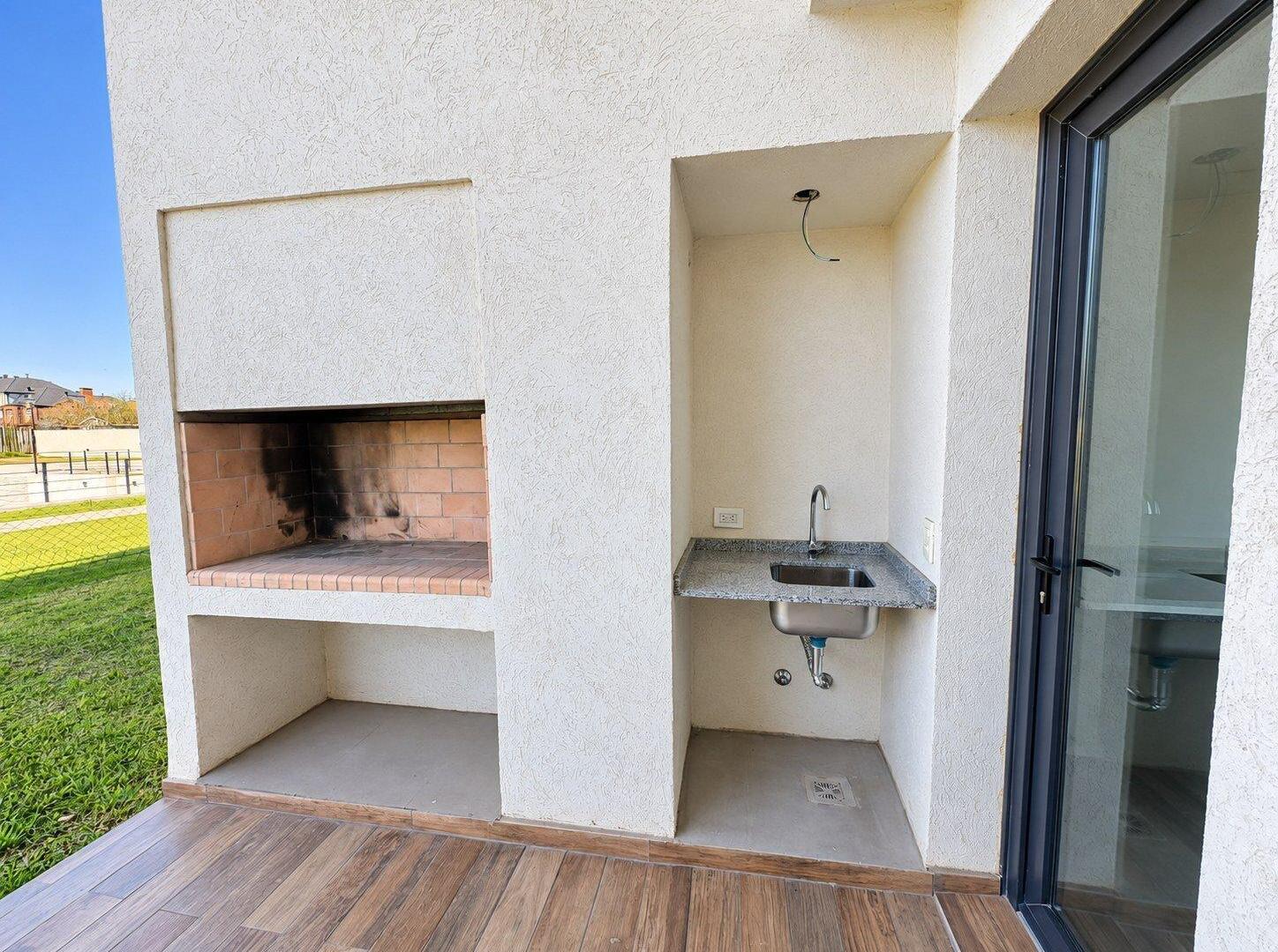 Foto de Venta Dúplex de 3 ambientes - a estrenar - jardín, parrilla y amenities, imagen 2