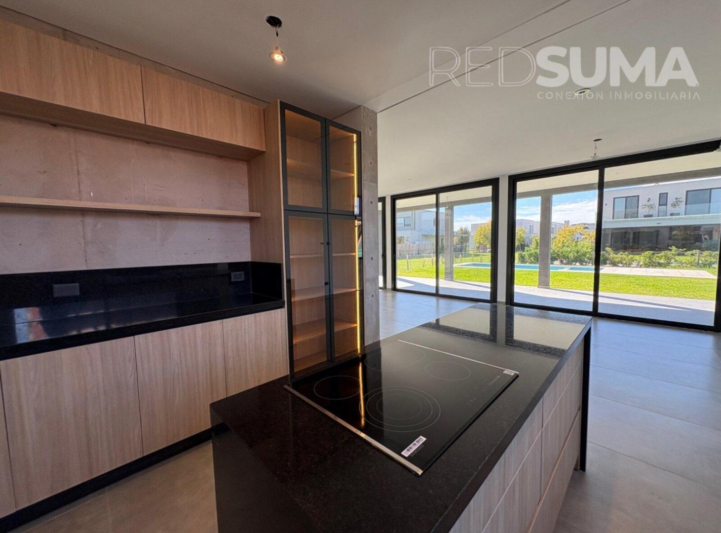Foto de NORDELTA CARPINCHOS CASA MODERNA A ESTRENAR | 4 SUITES + PILETA Y, imagen 1