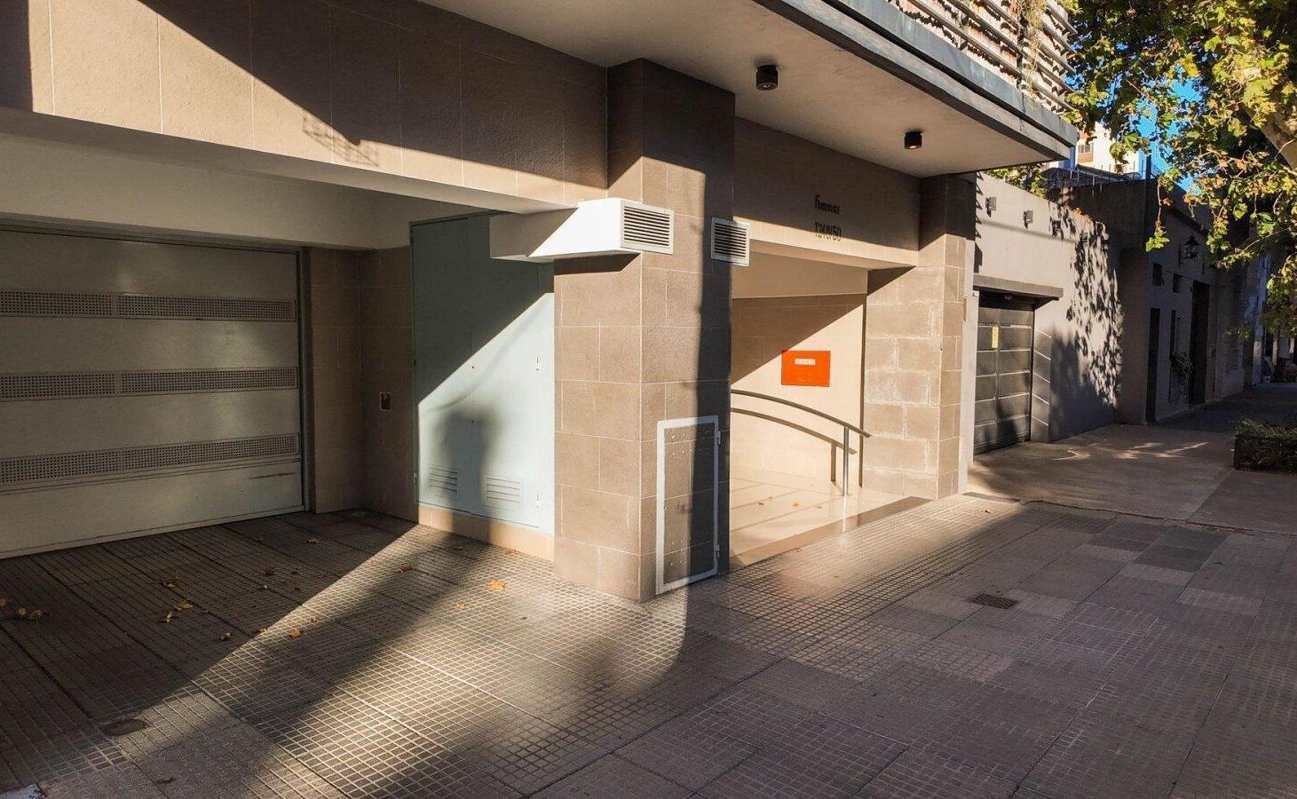 Foto de VENTA MATADEROS DTO 3 AMBIENTES, SEMIPISO CON COCHERA PROPIA, imagen 4