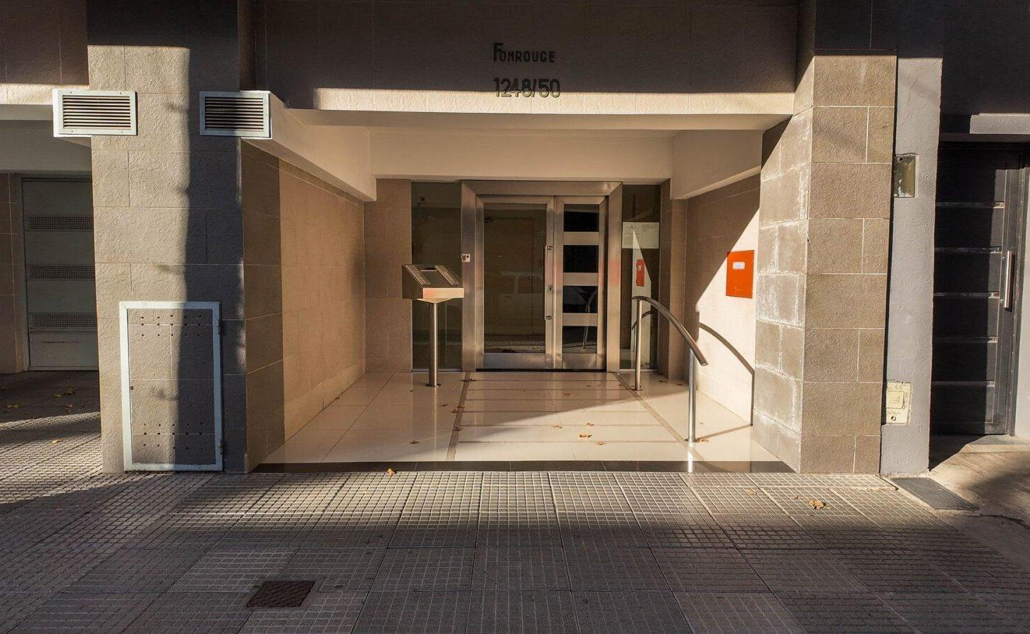 Foto de VENTA MATADEROS DTO 3 AMBIENTES, SEMIPISO CON COCHERA PROPIA, imagen 2