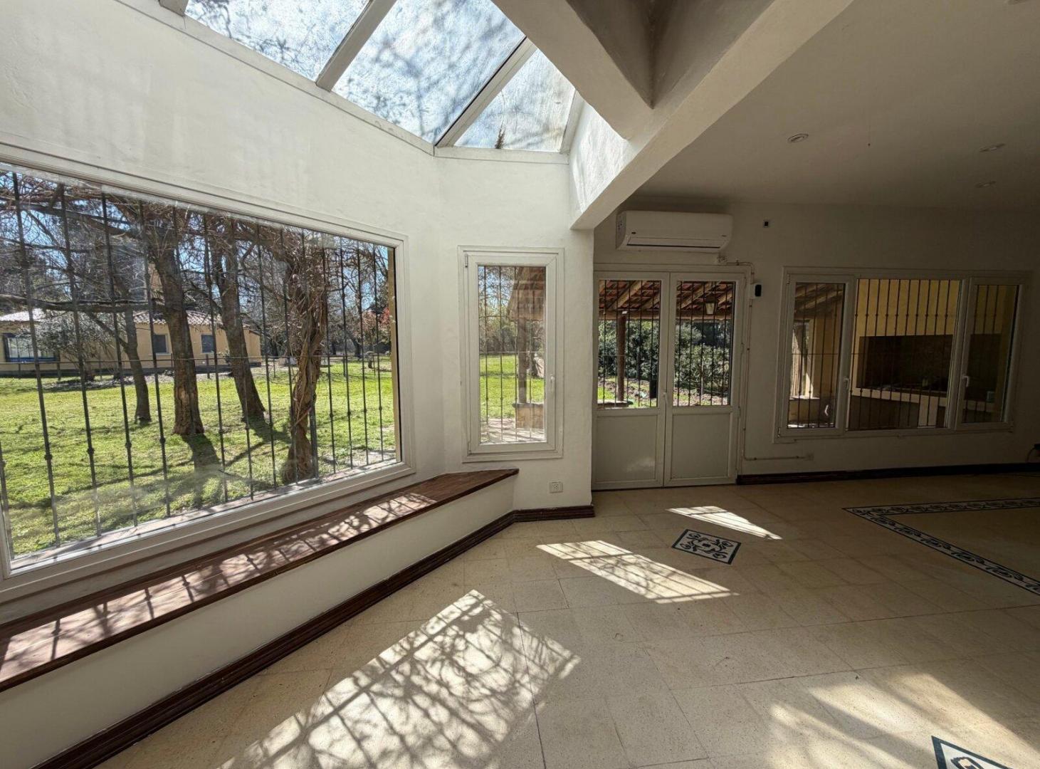 Foto de VENTA CASA - CHACRAS DEL OCHO, imagen 1