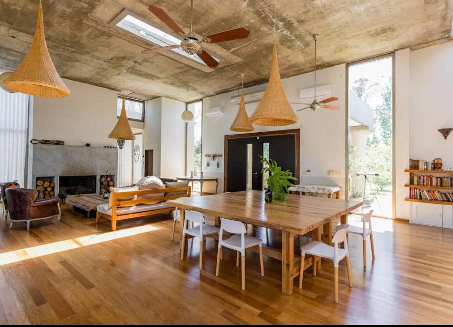 Foto de VENTA CASA CHACRAS DEL `PARANA LIMA ZARATE 4 AMB LAGUNA Y PILETA 3,8HAS., imagen 3