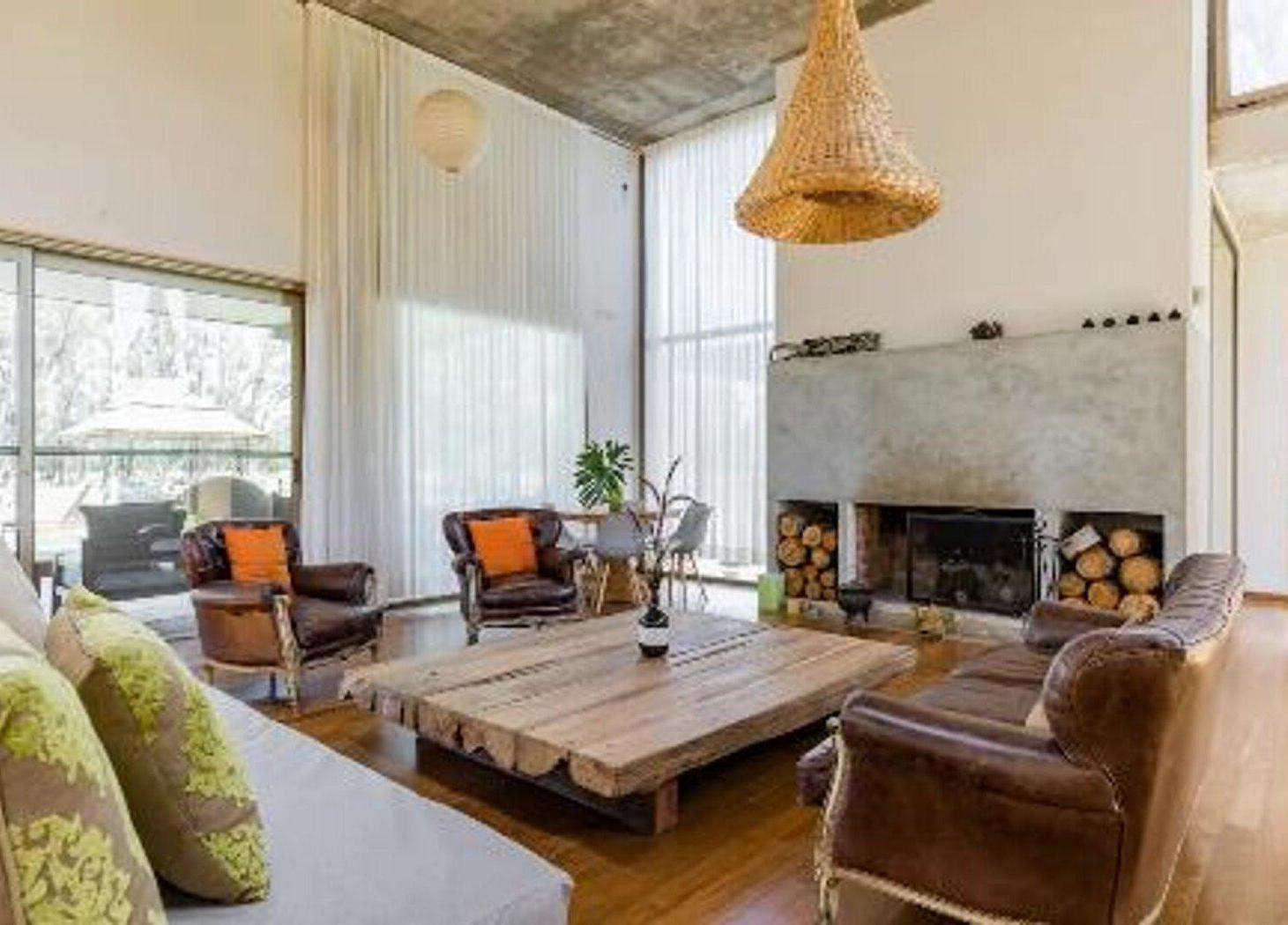 Foto de VENTA CASA CHACRAS DEL `PARANA LIMA ZARATE 4 AMB LAGUNA Y PILETA 3,8HAS., imagen 1