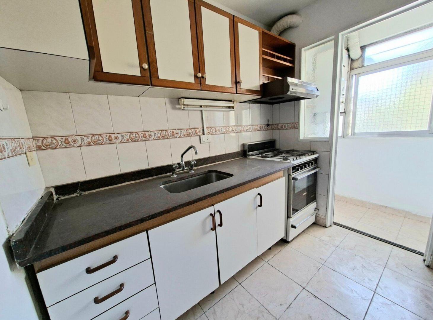 Foto de DEPARTAMENTO 3 AMBIENTES EN VILLA DEL PARQUE, imagen 3