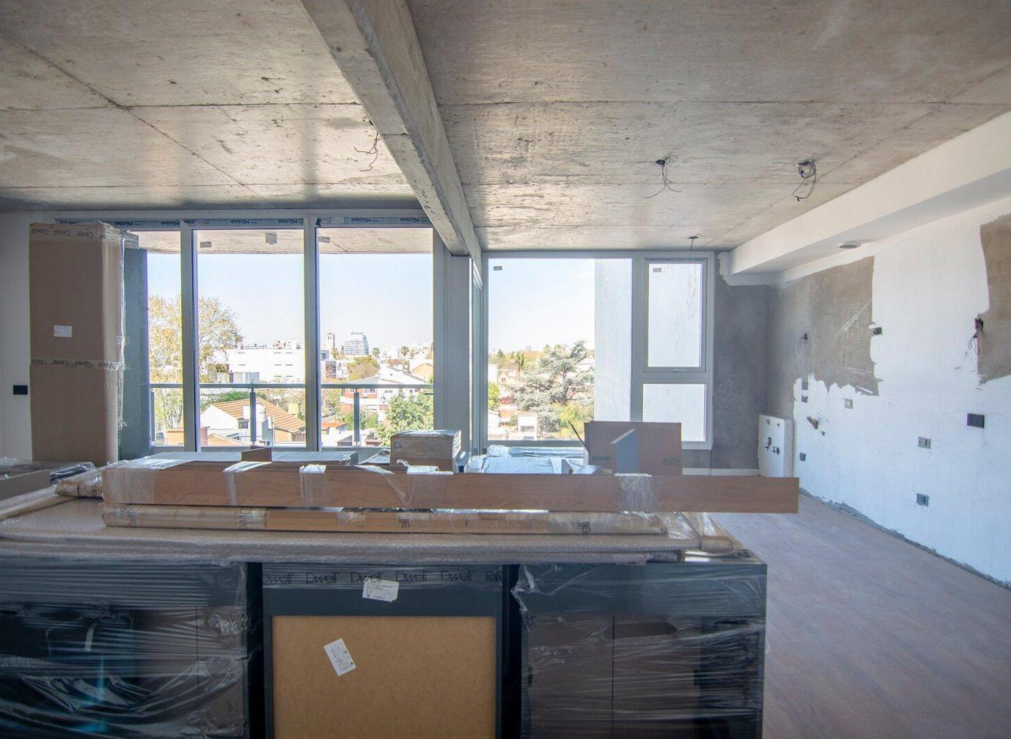 Foto de VENTA DEPTO 4 AMBIENTES CON BALCÓN EN 4TO PISO EN DEVOTO, imagen 2
