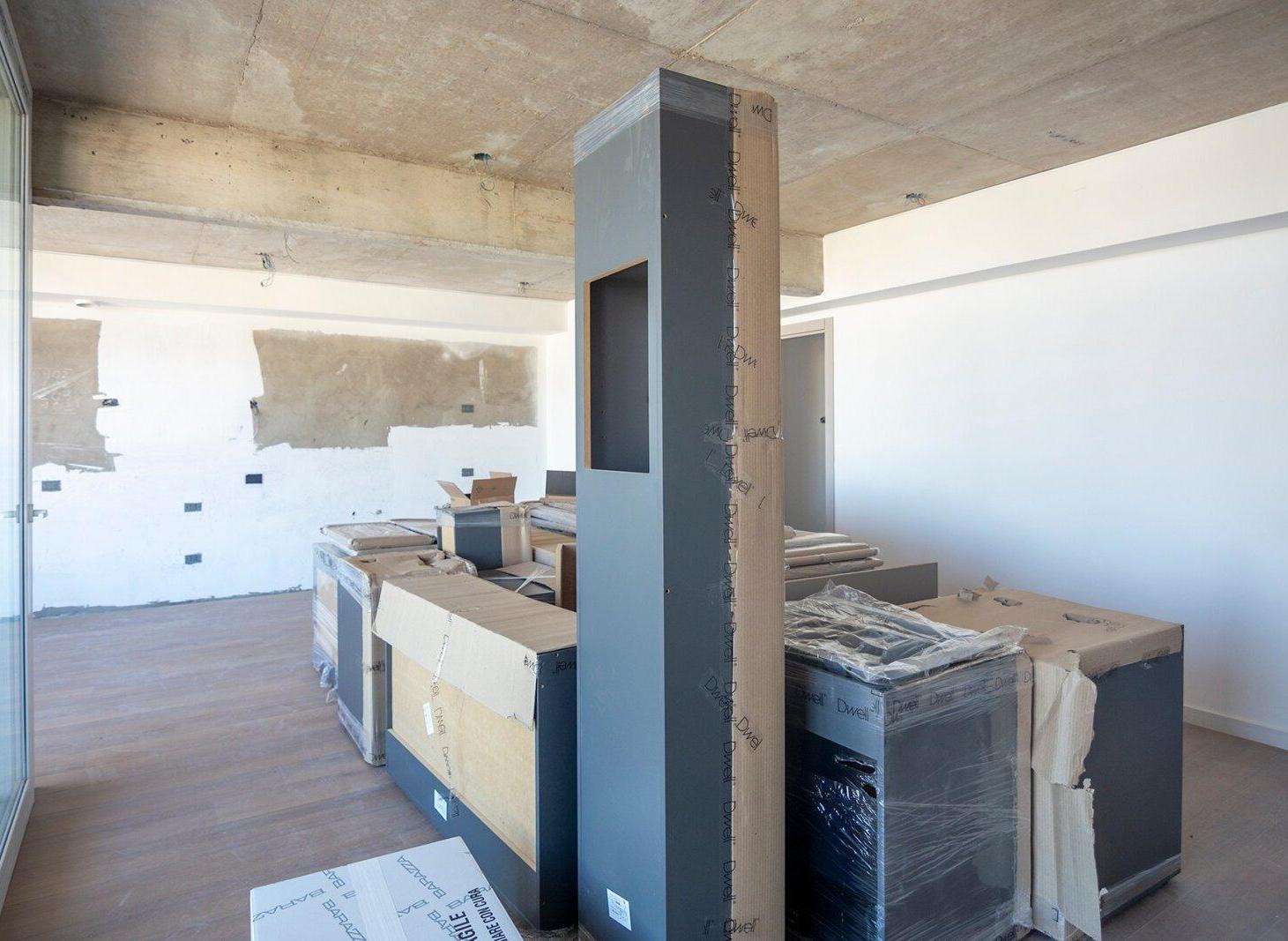 Foto de VENTA DEPTO 4 AMBIENTES CON BALCÓN EN 4TO PISO EN DEVOTO, imagen 3