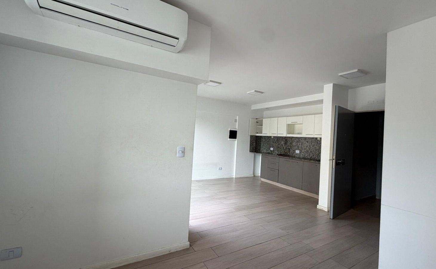 Foto de Departamento Monoambiente con balcon en Almagro, imagen 2