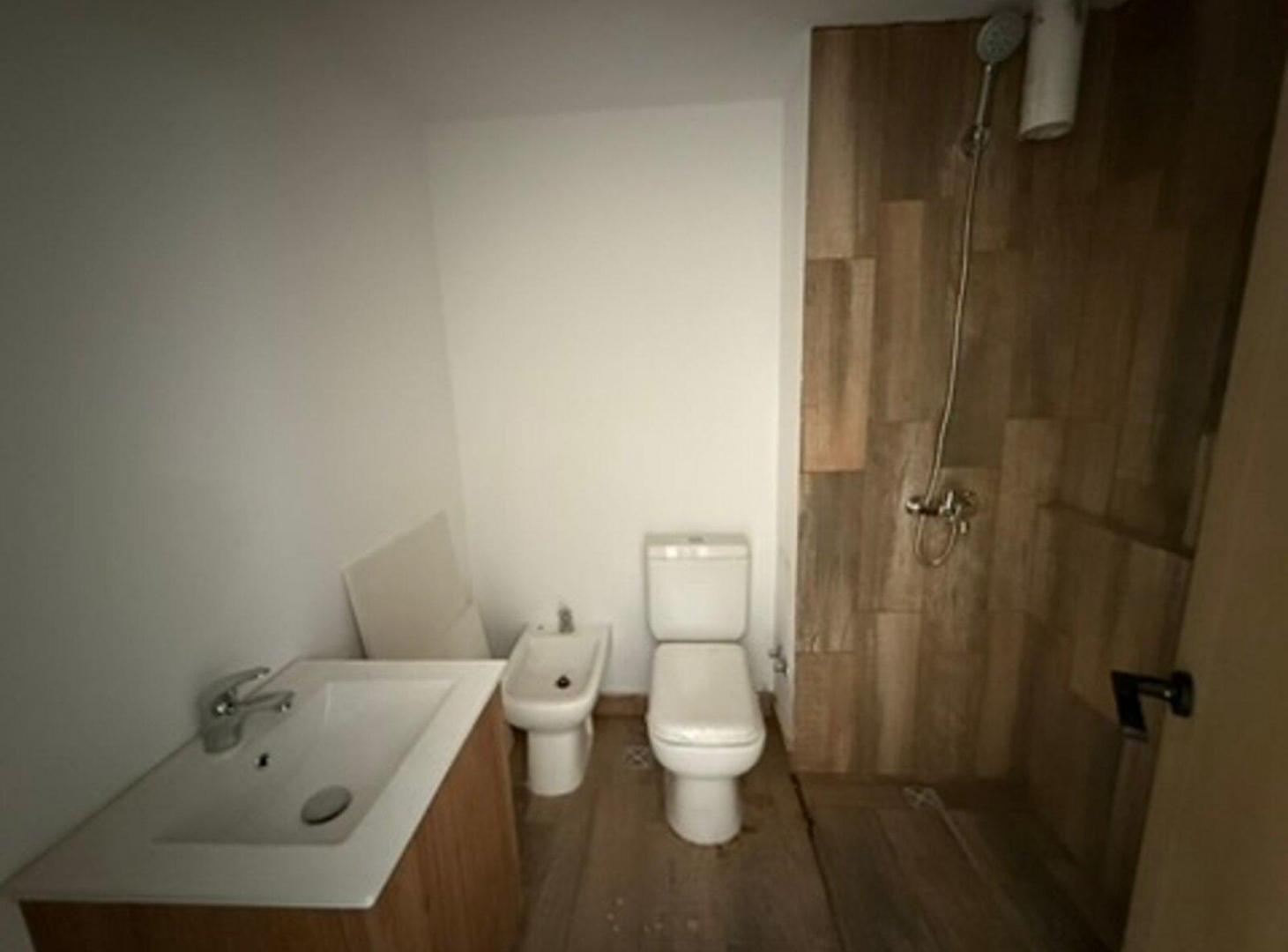 Foto de VENTA MONOAMBIENTE C/BALCON A ESTRENAR – COGHLAN, imagen 4