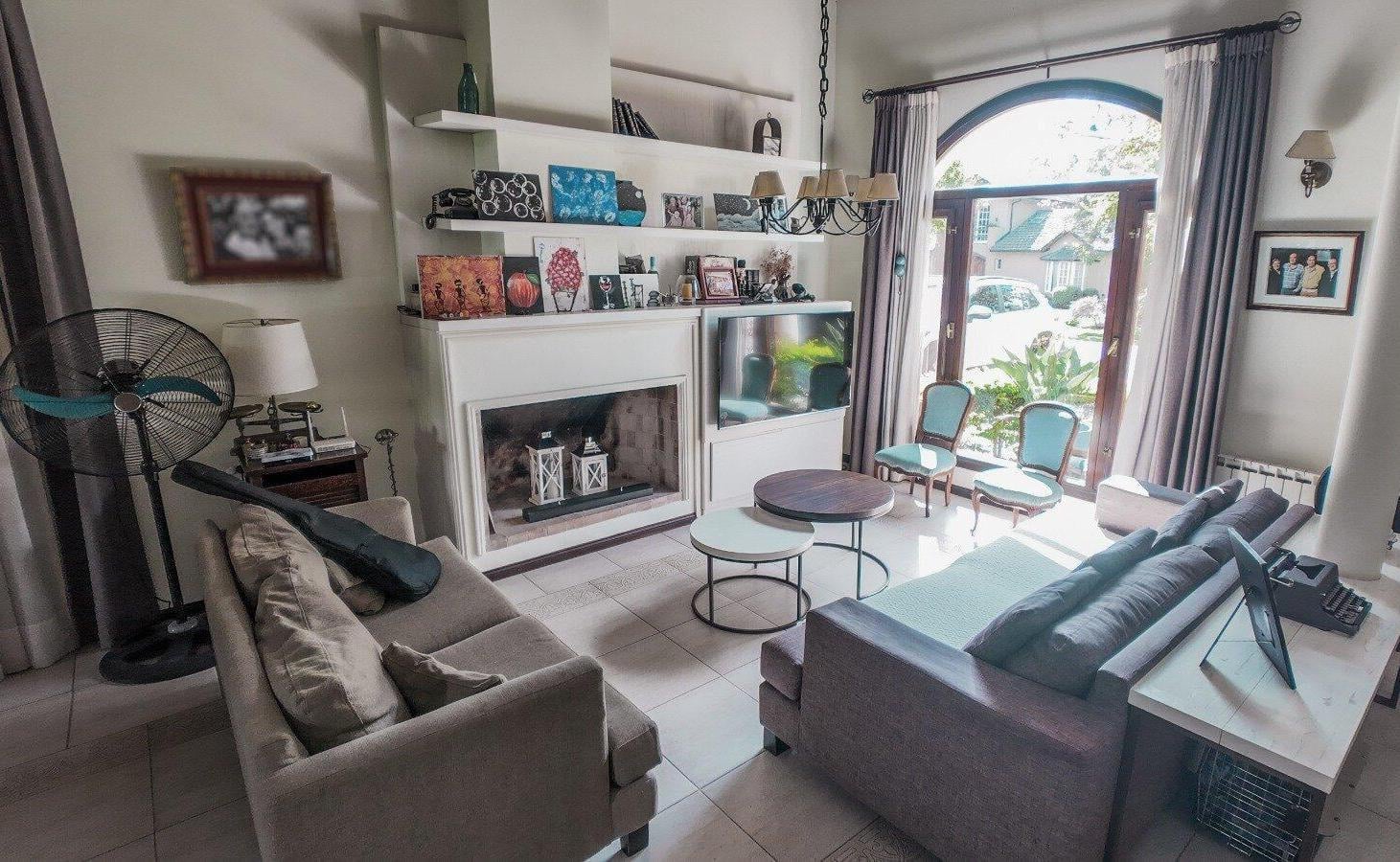 Foto de VENTA CASA - LOTE CENTRAL - CLUB DE CAMPO PUEYRREDON, imagen 2
