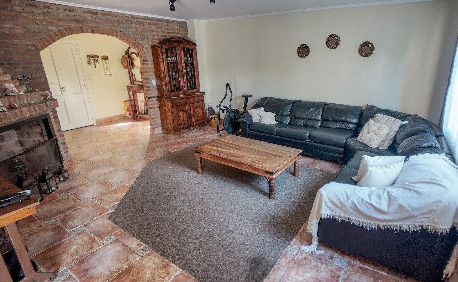Foto de VENTA CASA - CLUB DE CAMPO PUEYRREDÓN, imagen 1