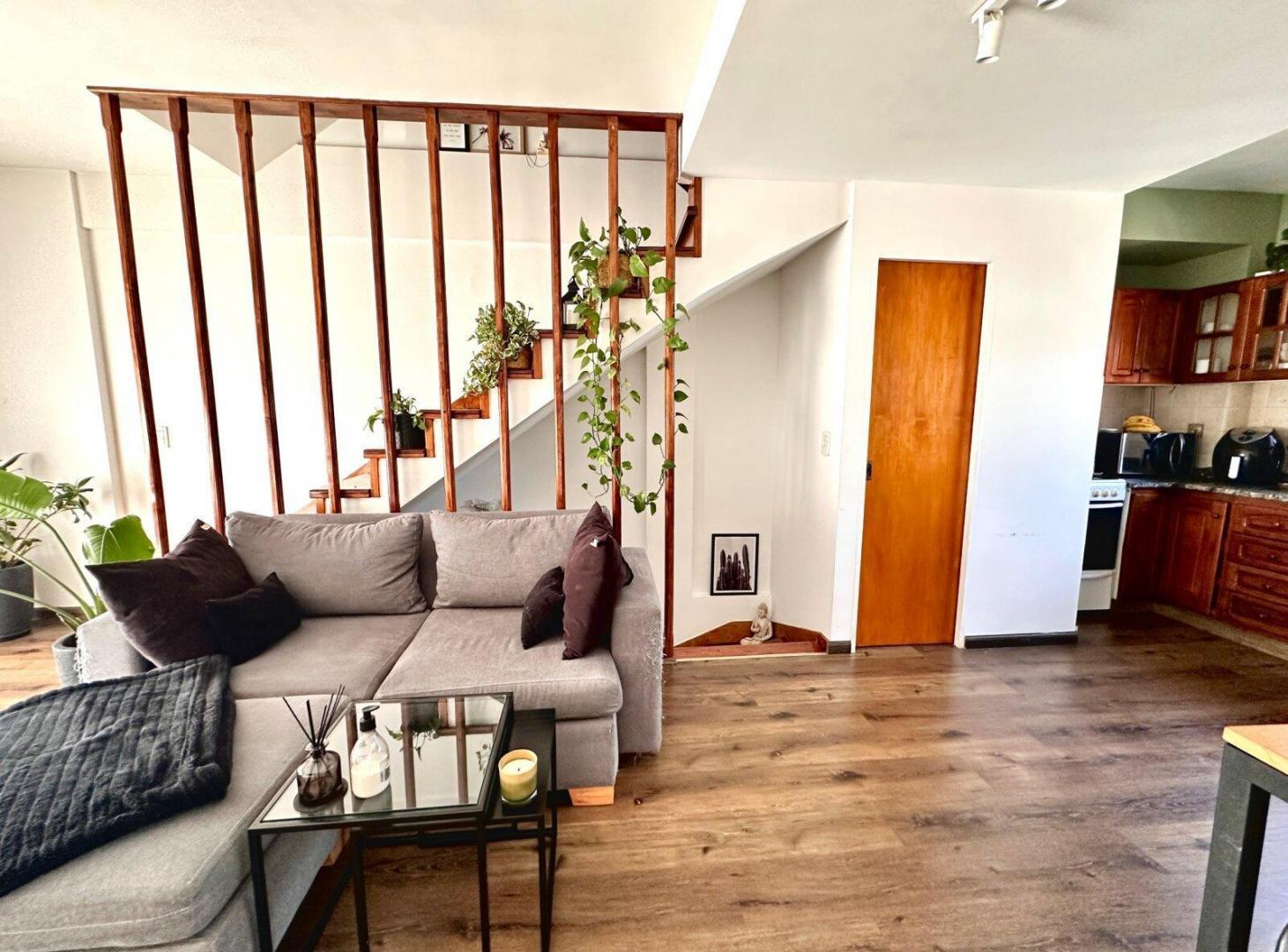 Foto de Venta Triplex 3 amb con garage y patio en Villa Martelli, imagen 1