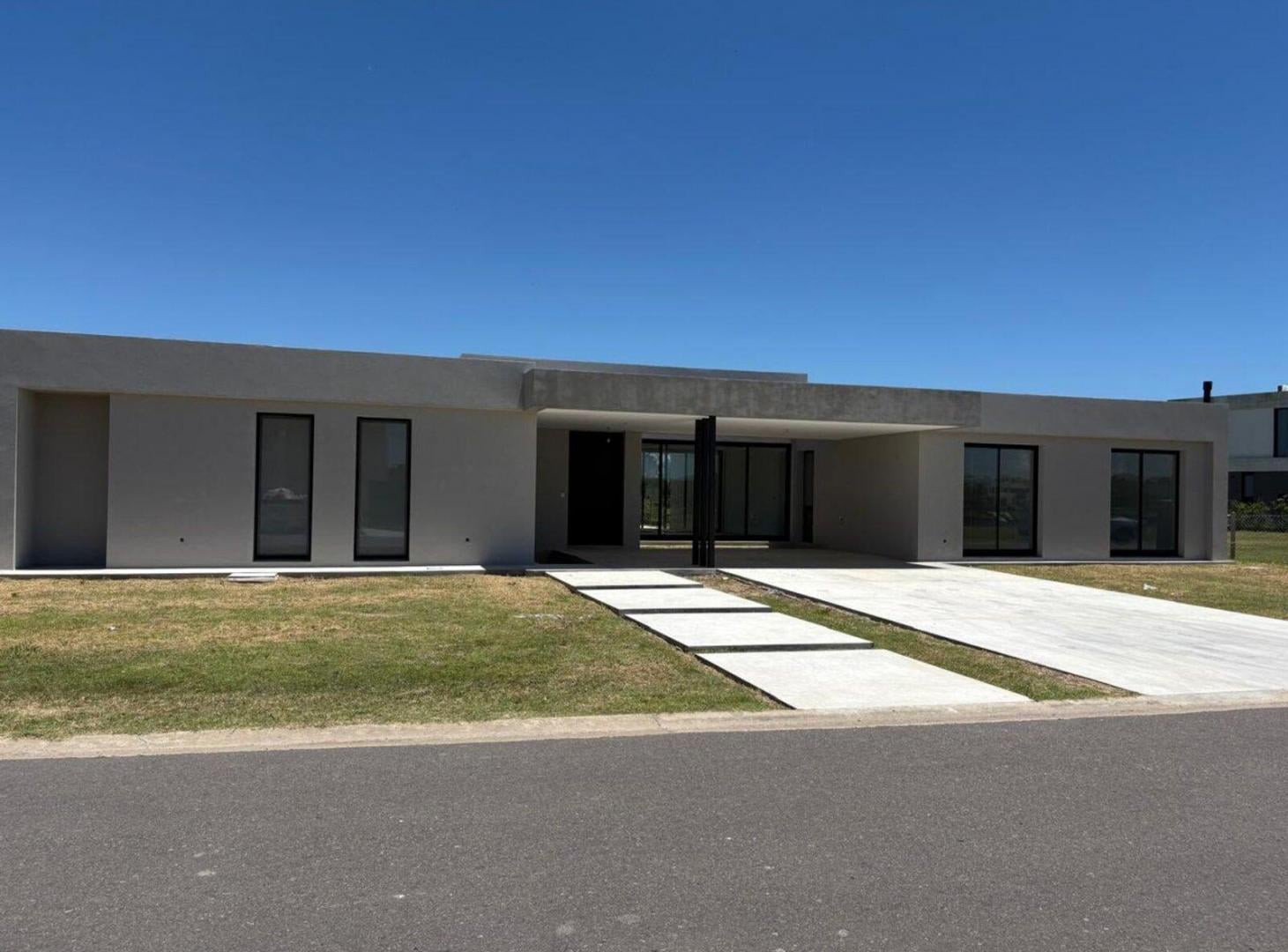 Foto de Venta Casa 5 ambientes en Naudir con salida al rio, imagen 3