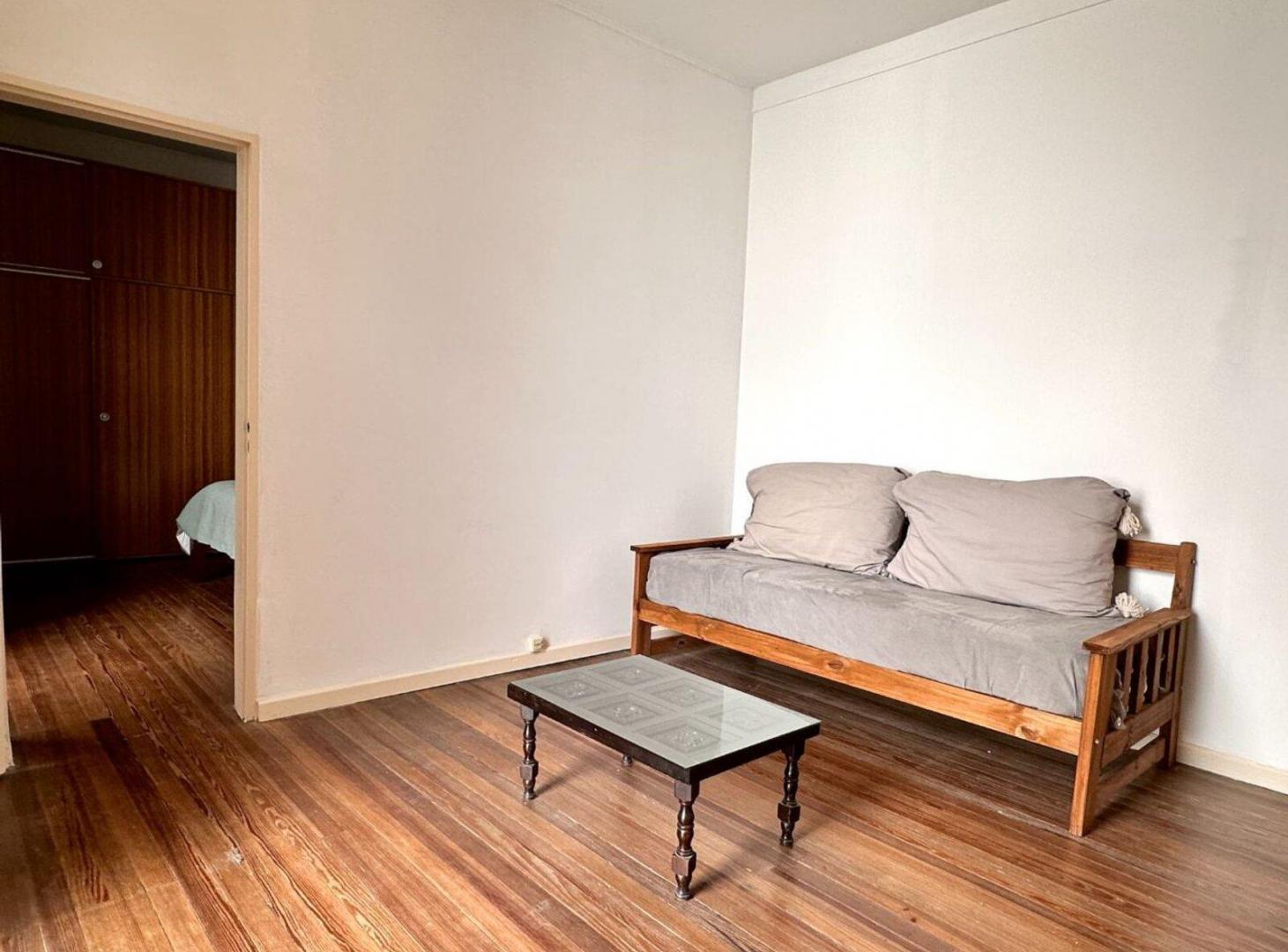 Foto de Venta Casa multifamiliar Villa Ortuzar, imagen 1