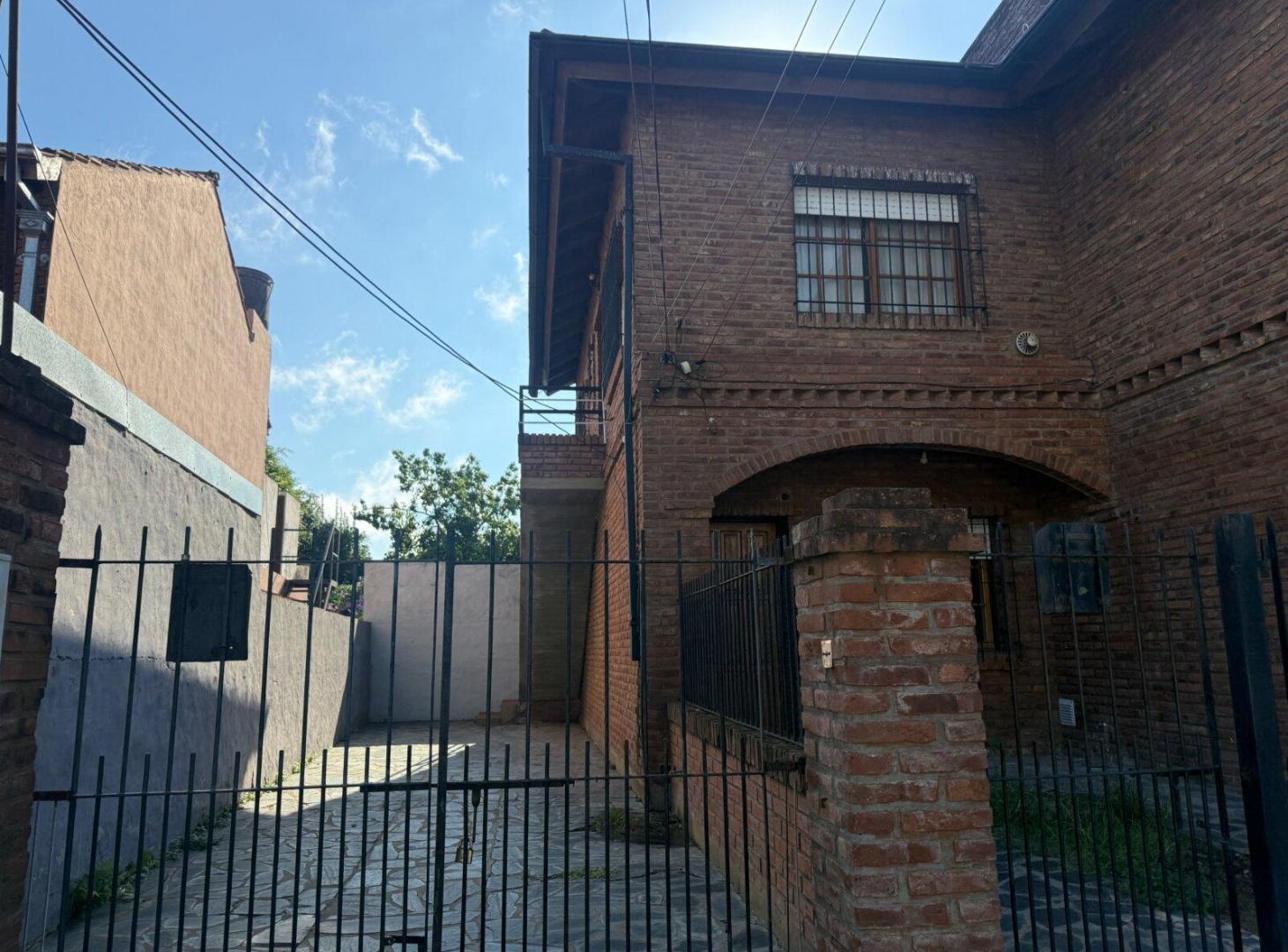 Foto de Venta PH 1º piso-c/terraza y cochera-Gral Pacheco, imagen 1