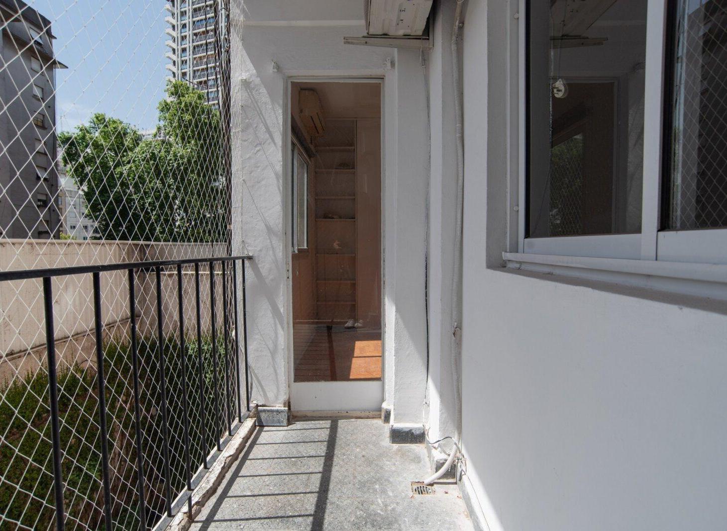 Foto de Venta de departamento de 3 ambientes con balcón y mucha luz en Cañitas, imagen 4