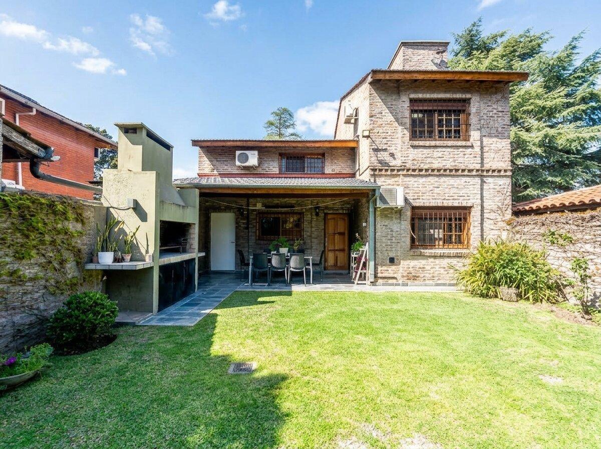 Foto de VENTA CASA 6AMB C/JARDIN - GRAL PACHECO, imagen 1