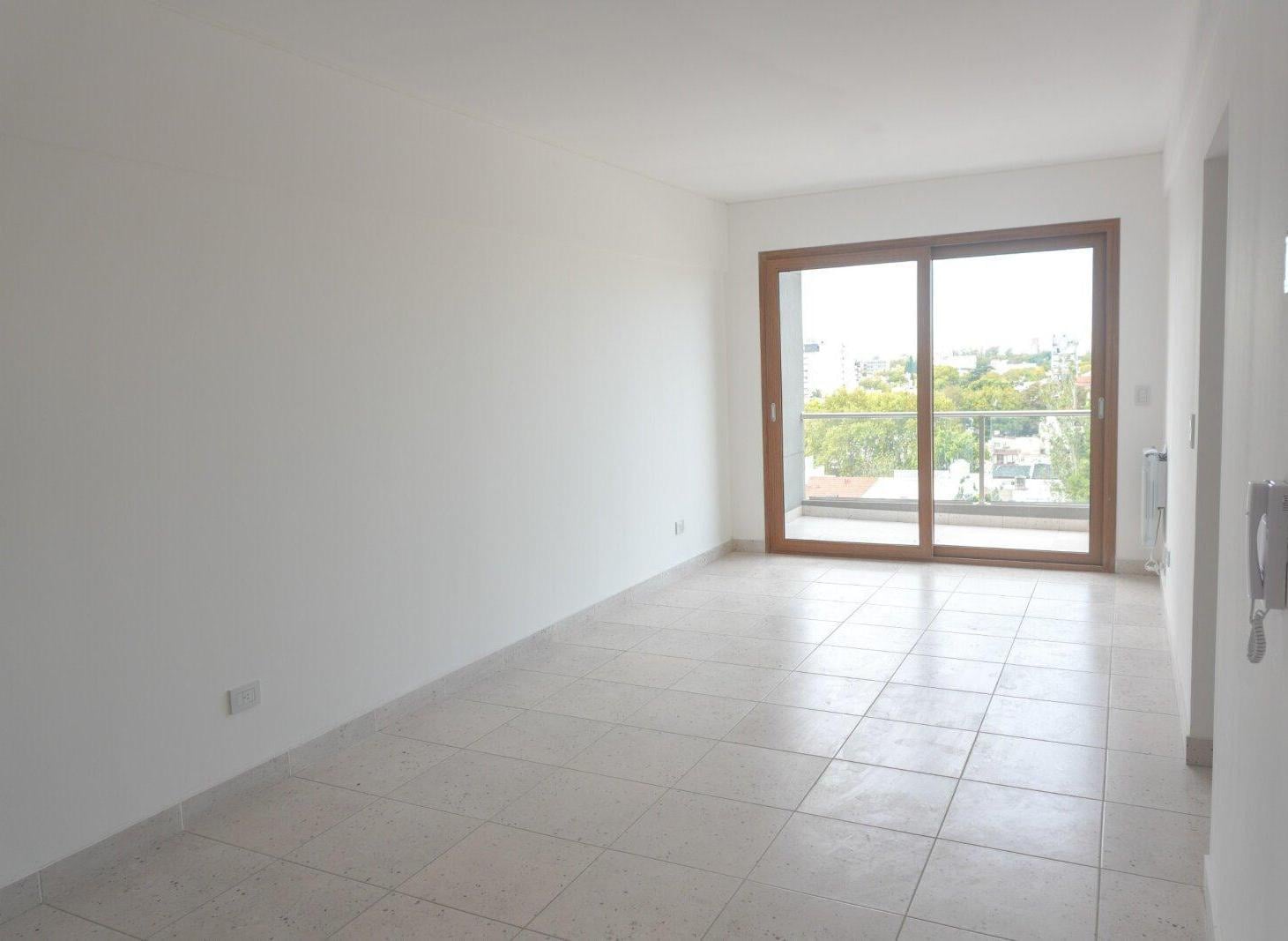 Foto de VENTA 2 AMBIENTES AL FRENTE A ESTRENAR – VILLA PUEYRREDÓN ¡ENTREGA, imagen 3