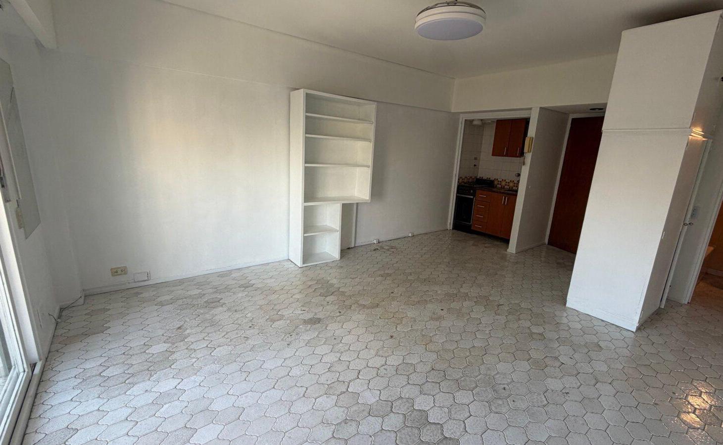 Foto de Venta Depto. Balvanera Monoambiente con balcon, imagen 5