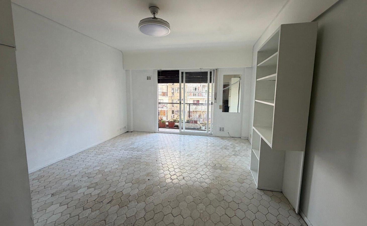 Foto de Venta Depto. Balvanera Monoambiente con balcon, imagen 3