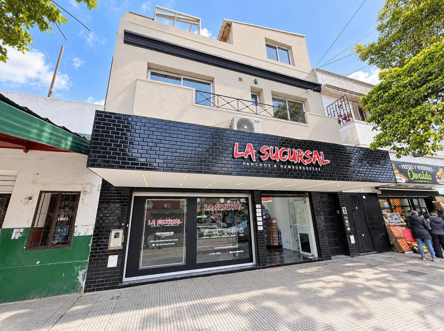 Foto de VENTA CON RENTA – LOCAL 140 M² SIN EXPENSAS –TODO NUEVO RECICLADO 100%, imagen 2
