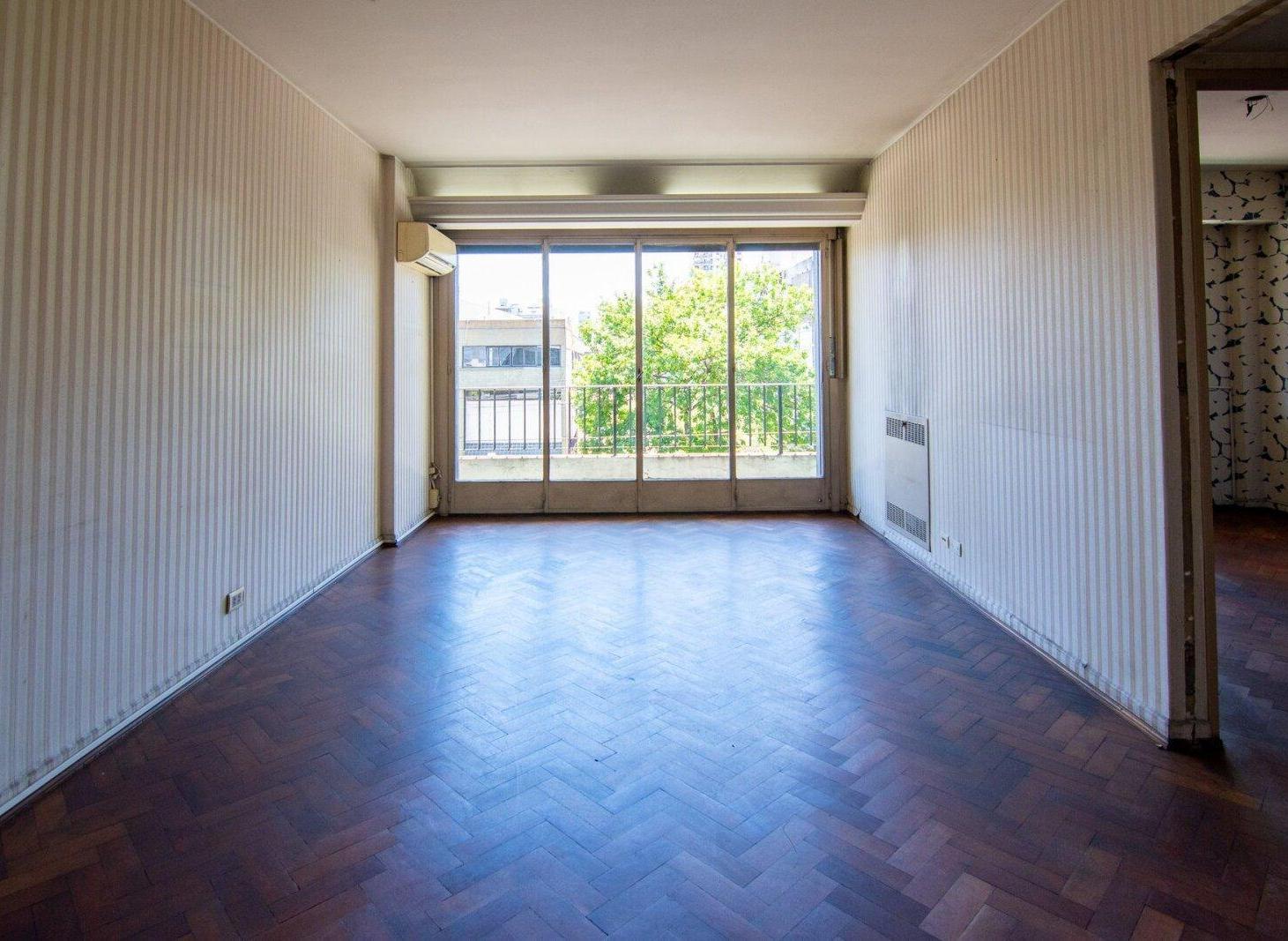Foto de VENTA DEPTO 6 AMBIENTES PATIO y BALCON CONSTITUCIÓN, imagen 1