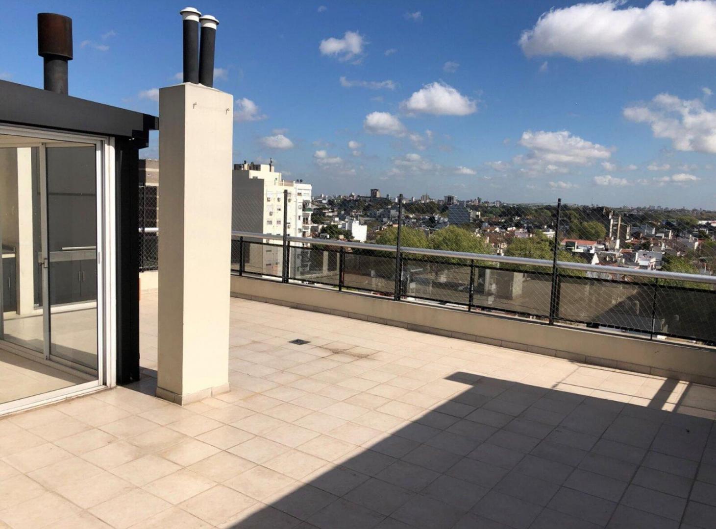 Foto de DÚPLEX 4 AMB - QUINCHO Y TERRAZA - V. PUEYRREDÓN, imagen 2