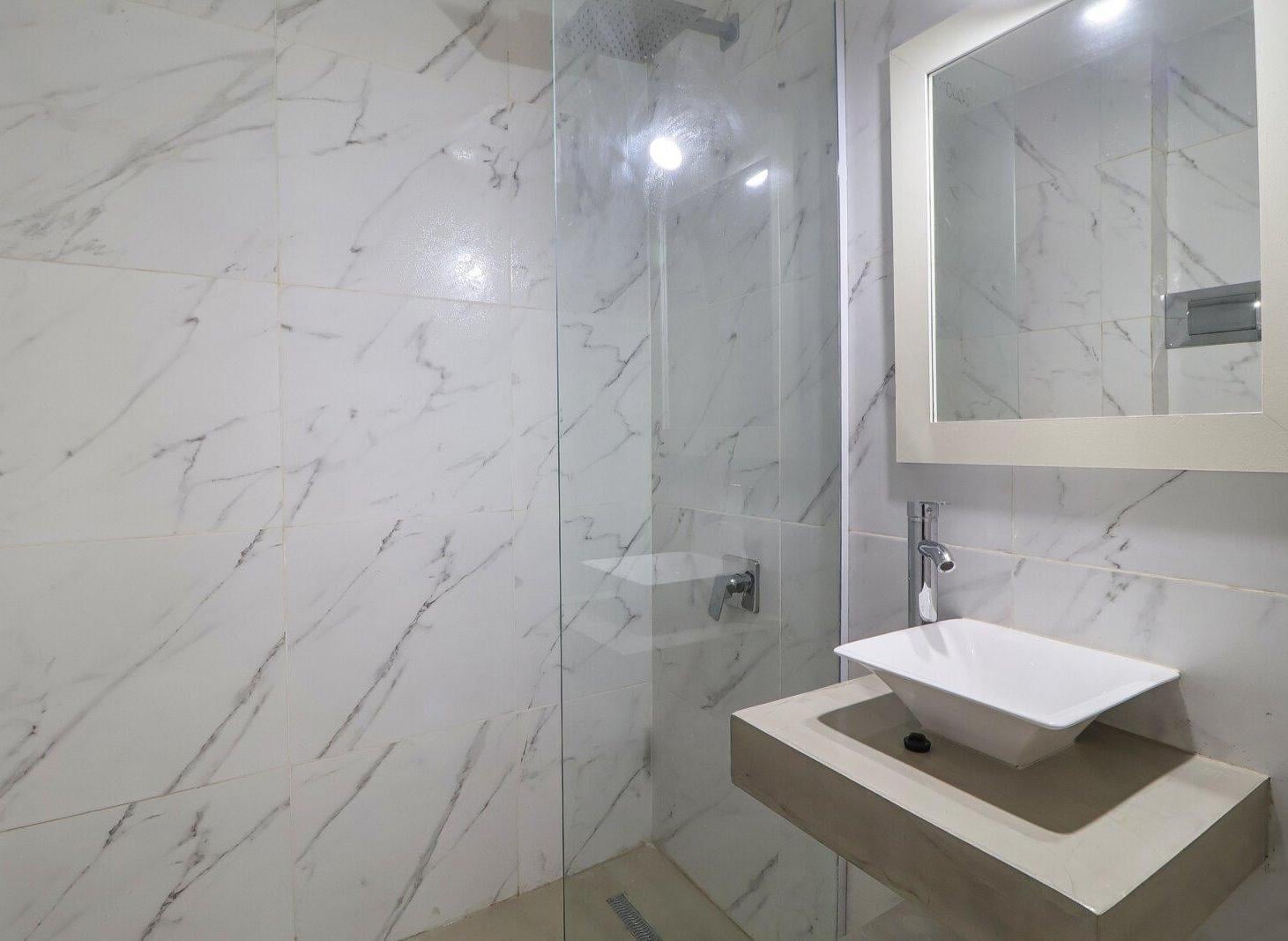Foto de Venta 2 Ambientes c/ Cochera mejor zona de CABA reciclado total a nuevo, imagen 5