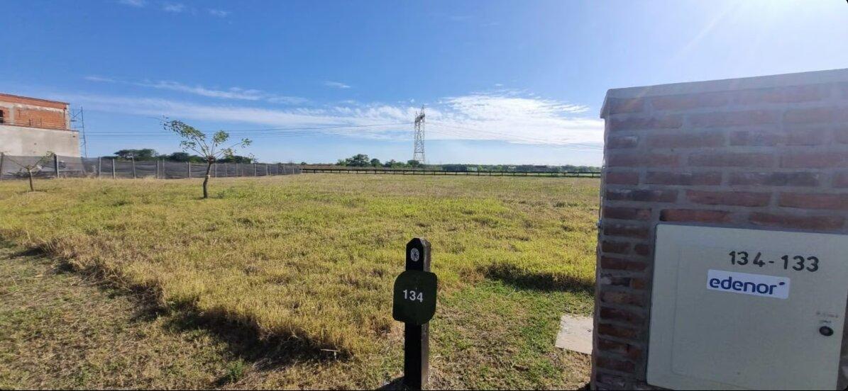 Foto de VENTA LOTE 1922m2 en LAGUNA - Estancias del Pilar, imagen 3