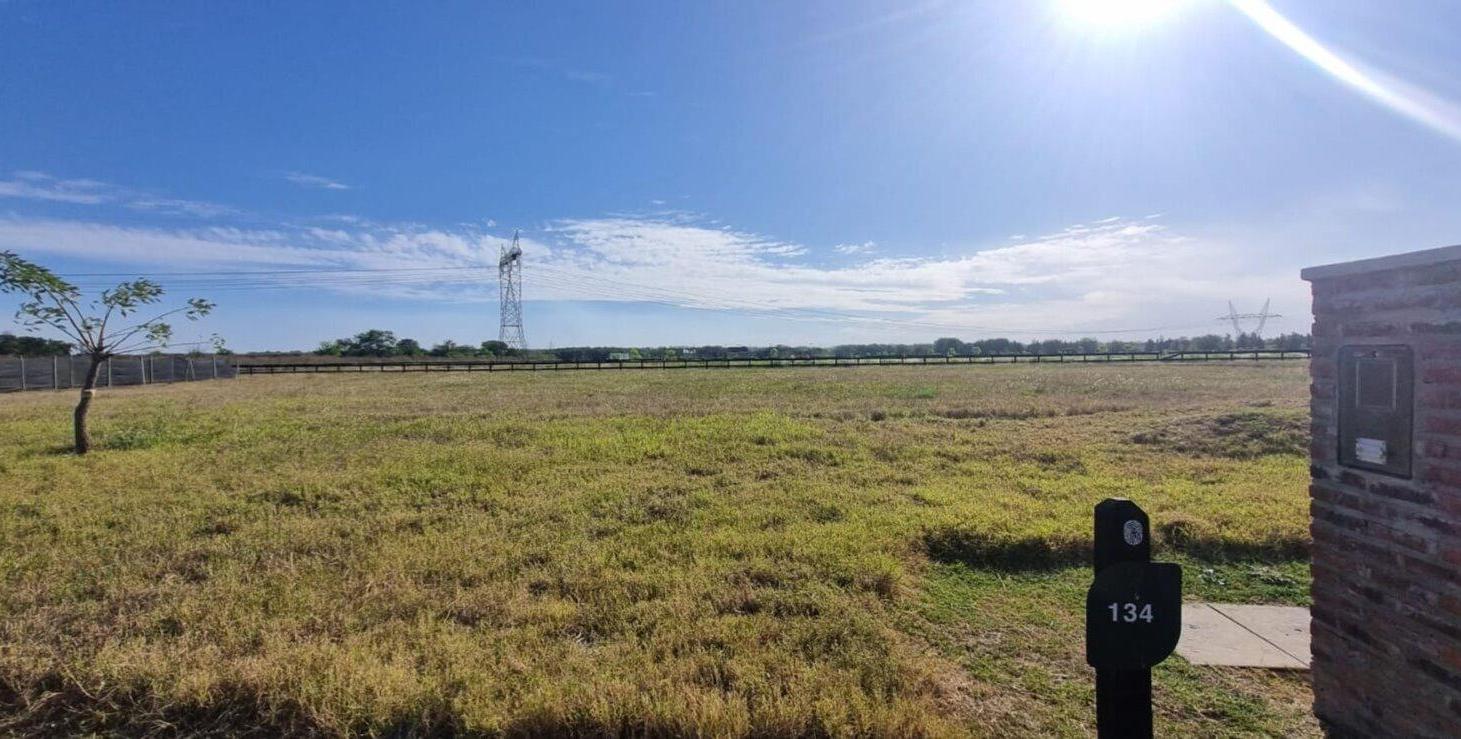 Foto de VENTA LOTE 1922m2 en LAGUNA - Estancias del Pilar, imagen 1