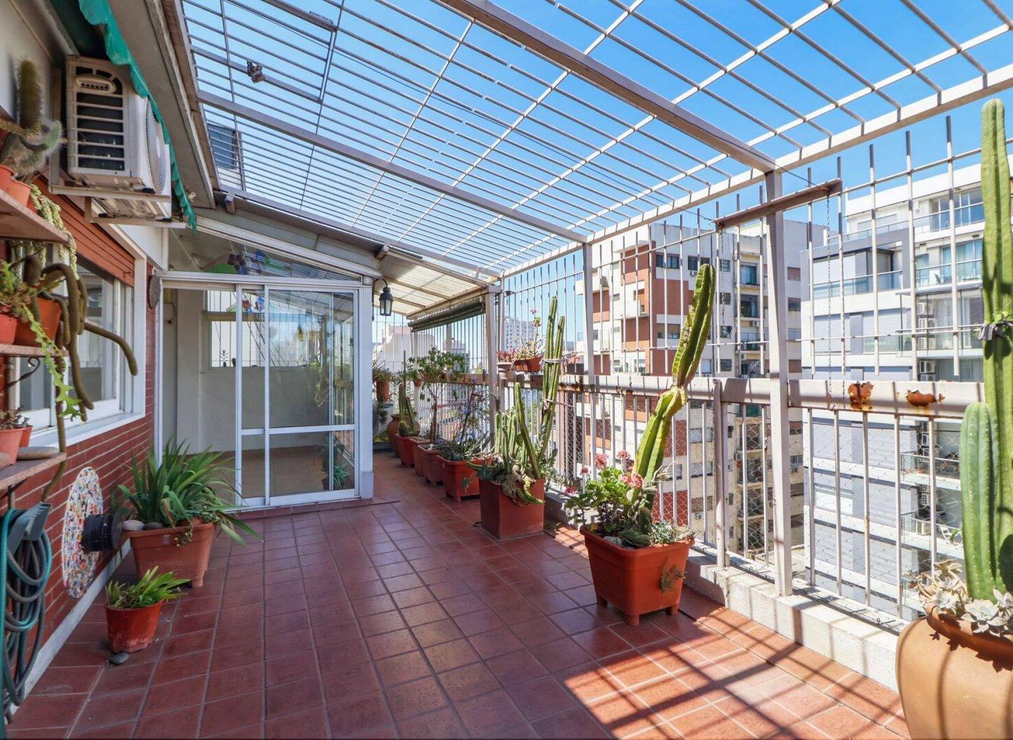 Foto de 3 amb, + escritorio + 2 baños + 28m2 de balcón terraza al frente, imagen 4