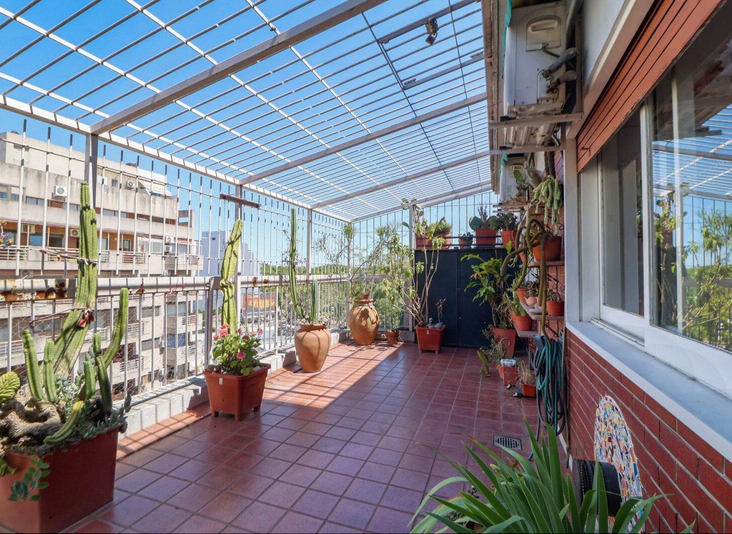 Foto de 3 amb, + escritorio + 2 baños + 28m2 de balcón terraza al frente, imagen 5