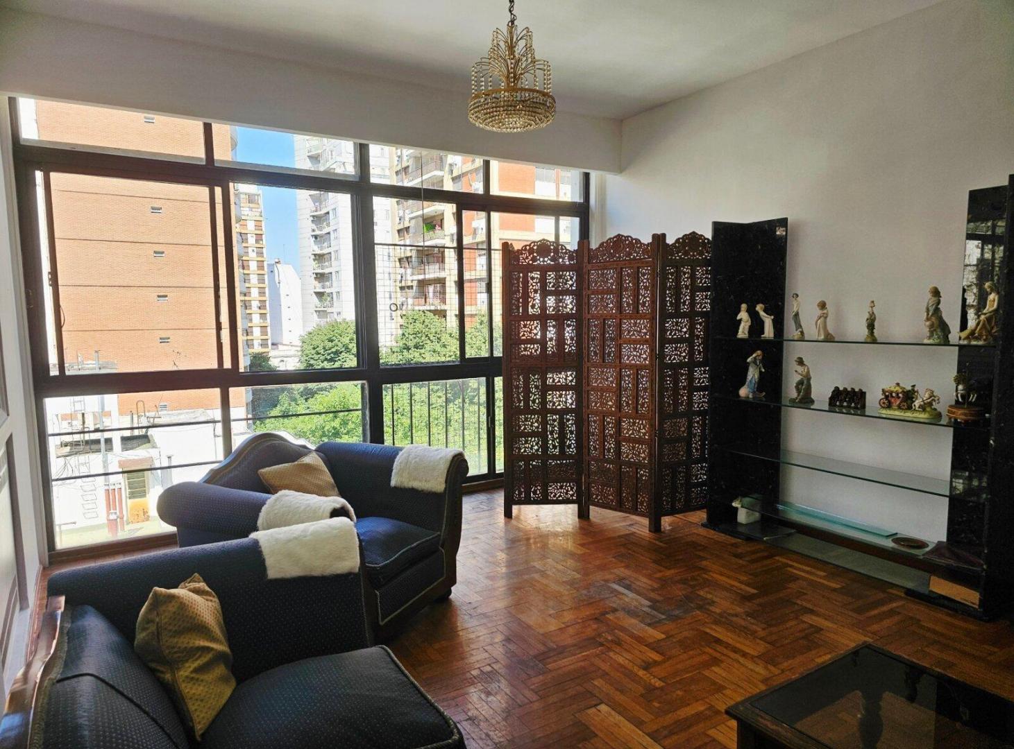 Foto de Venta departamento de 4 ambientes con dependencia y baulera en Belgrano, imagen 2